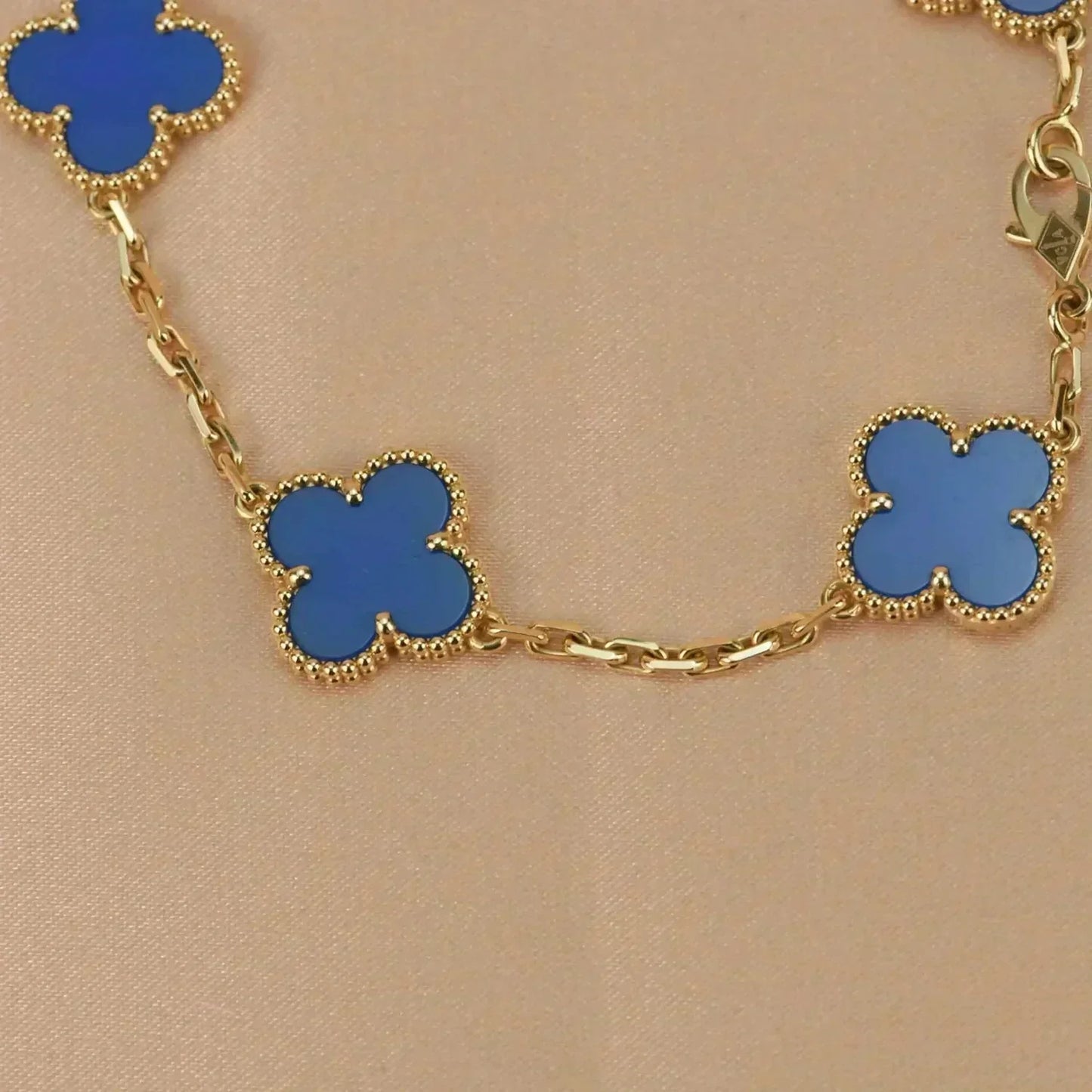 [Charm Aries Jewelry]CLOVER 5 MOTIFS BLUE AGATE BRACELET