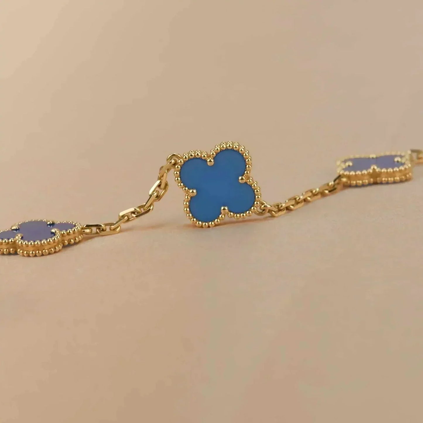 [Charm Aries Jewelry]CLOVER 5 MOTIFS BLUE AGATE BRACELET