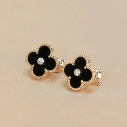 [Charm Aries Jewelry]CLOVER MEDIUM 1 MOTIFS ONYX DIAMOND EARRINGS