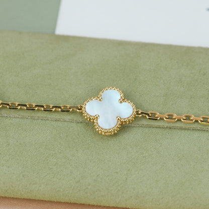 [Charm Aries Jewelry]CLOVER  5 MOTIF WHITE MOP BRACELET