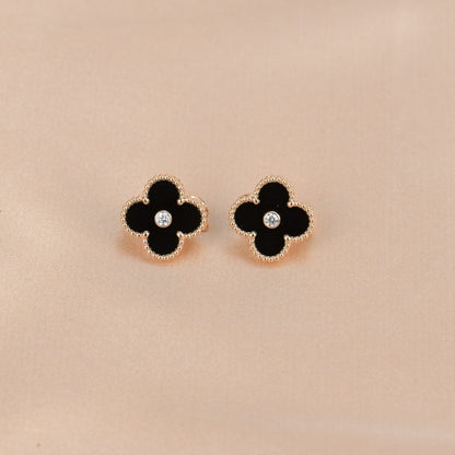 [Charm Aries Jewelry]CLOVER MEDIUM 1 MOTIFS ONYX DIAMOND EARRINGS
