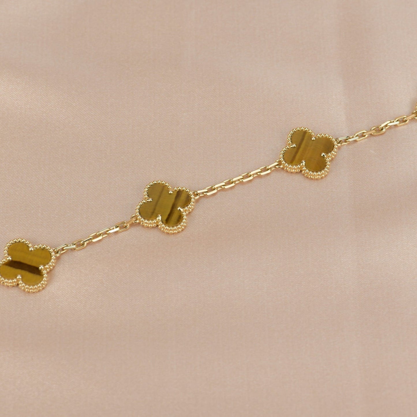 [Charm Aries Jewelry]CLOVER  5 MOTIFS TIGER EYE BRACELET