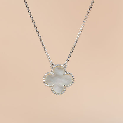 [Charm Aries Jewelry]CLOVER  15MM WHITE MOTHER-OF-PEARL SILVER