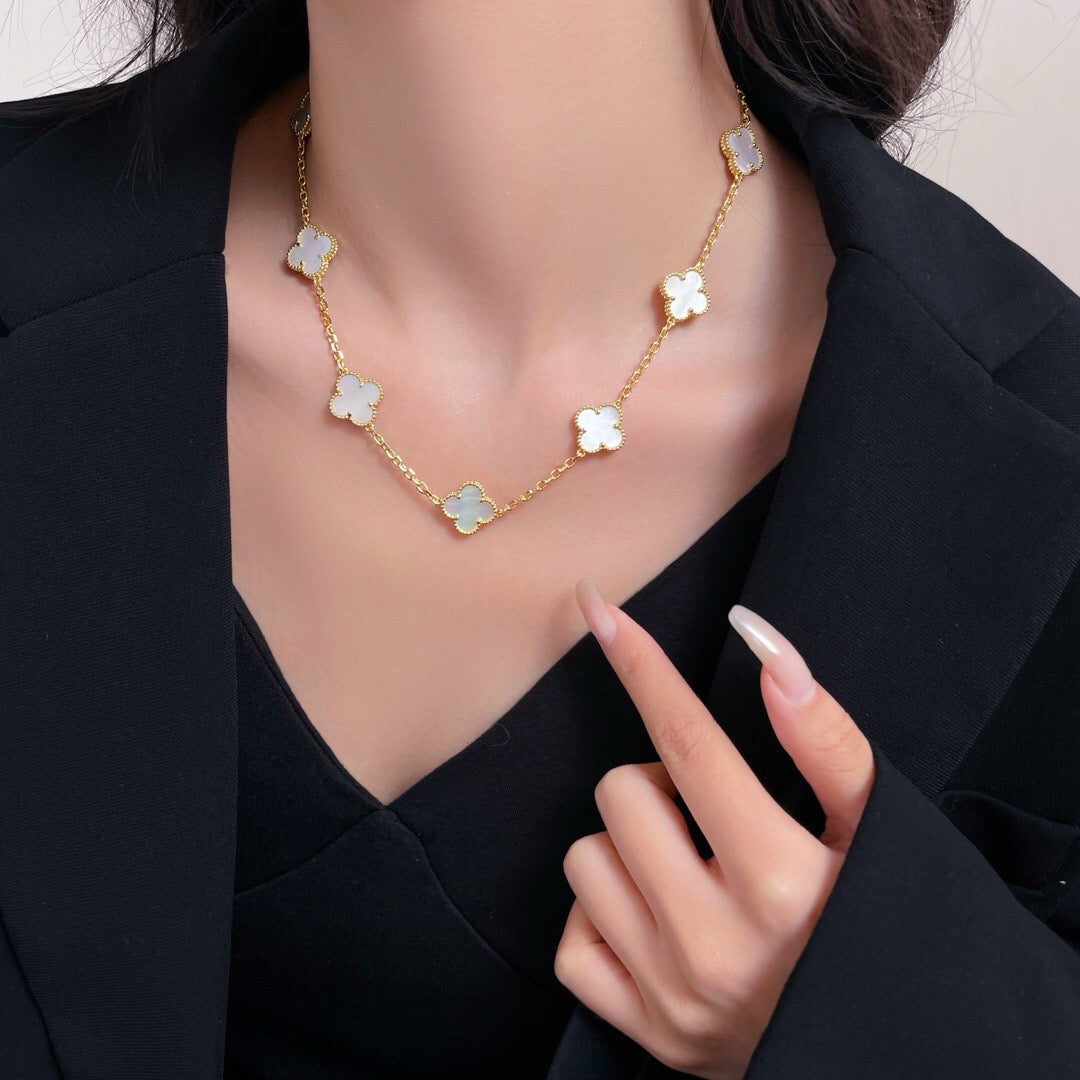 [Charm Aries Jewelry]CLOVERS THE 10-MOTIFS WHITE MOTHER OF PEARL NECKLACE