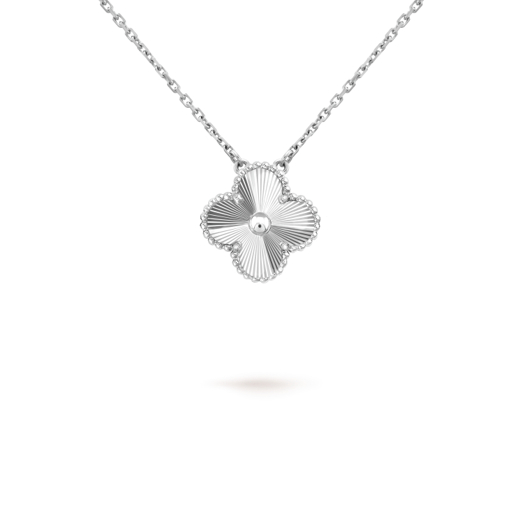 [Charm Aries Jewelry]CLOVER 15MM LASER NECKLACE SILVER