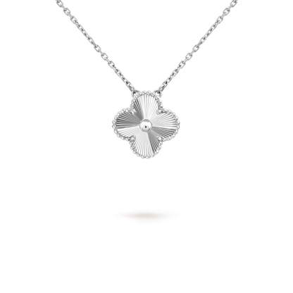[Charm Aries Jewelry]CLOVER 15MM LASER NECKLACE SILVER