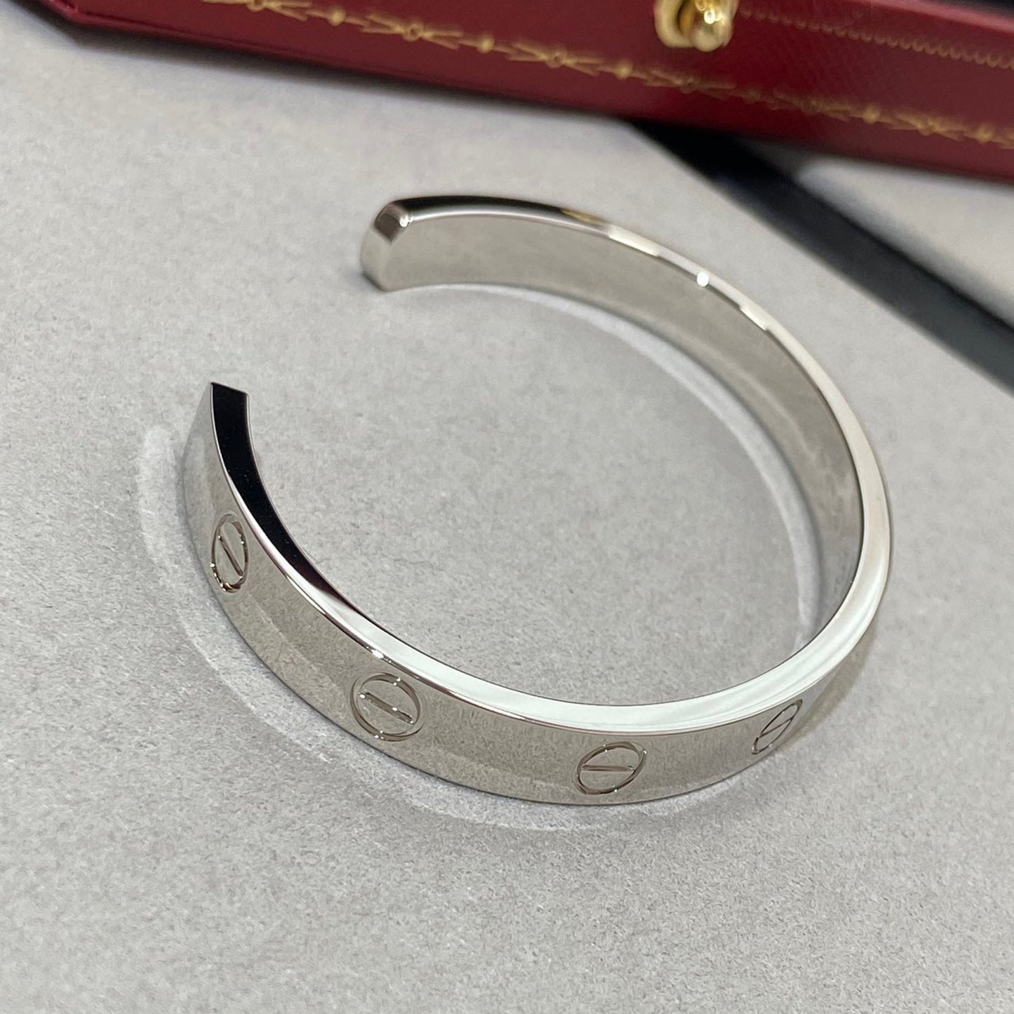 [Charm Aries Jewelry]LOVE BRACELET 6.1MM 1 DIAMOND OPEN CUFF
