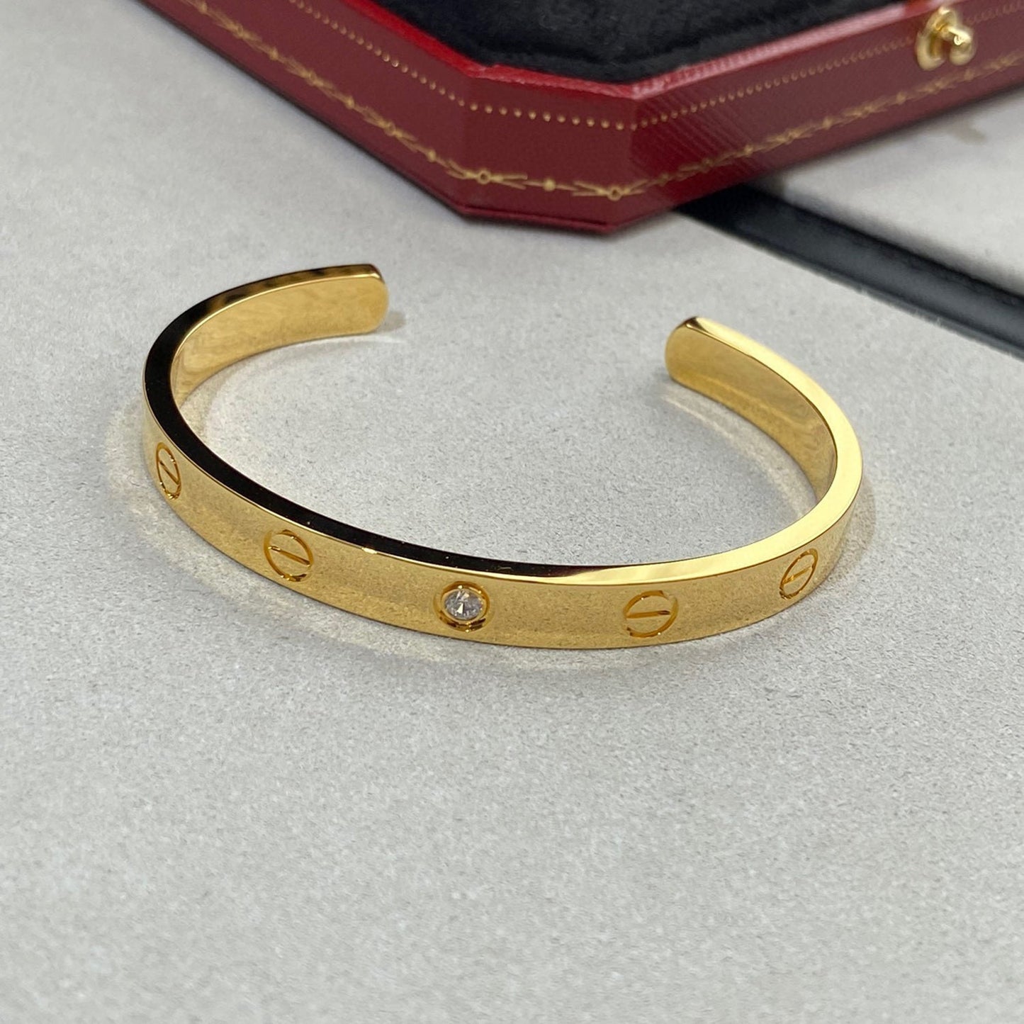 [Charm Aries Jewelry]LOVE BRACELET 6.1MM 1 DIAMOND OPEN CUFF