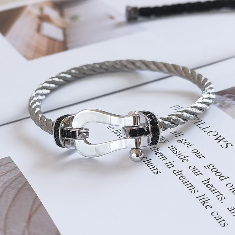[Charm Aries Jewelry]FORCE LARGE HORSESHOE BLACK DIAMOND BRACELET SILVER