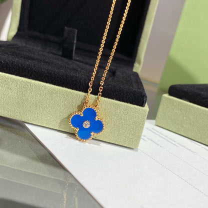 [Charm Aries Jewelry]CLOVER 15MM DIAMOND AND BLUE AGATE NECKLACE