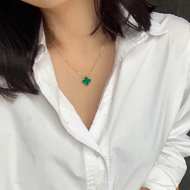 [Charm Aries Jewelry]CLOVER 15MM MALACHITE SINGLE FLOWER  NECKLACE