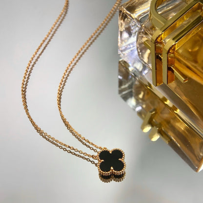 [Charm Aries Jewelry]CLOVER 15MM BLACK ONYX SINGLE FLOWER NECKLACE