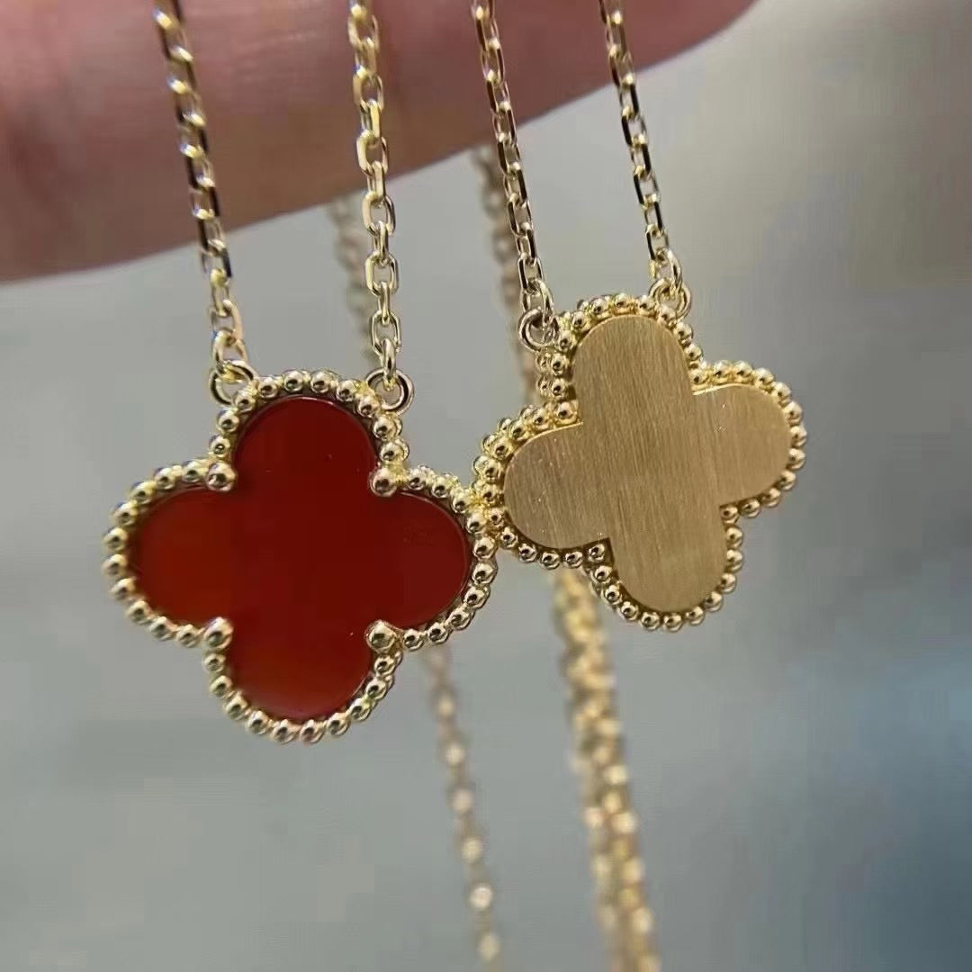 [Charm Aries Jewelry]CLOVER 15MM CARNELIAN SINGLE FLOWER NECKLACE
