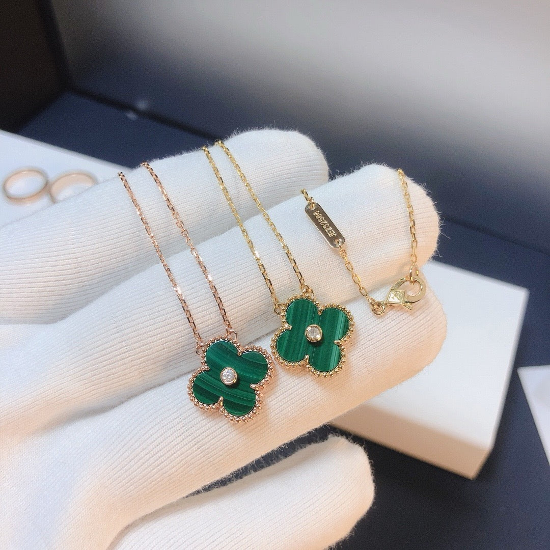[Charm Aries Jewelry]CLOVER 15MM DIAMOND TURQUOISE NECKLACE