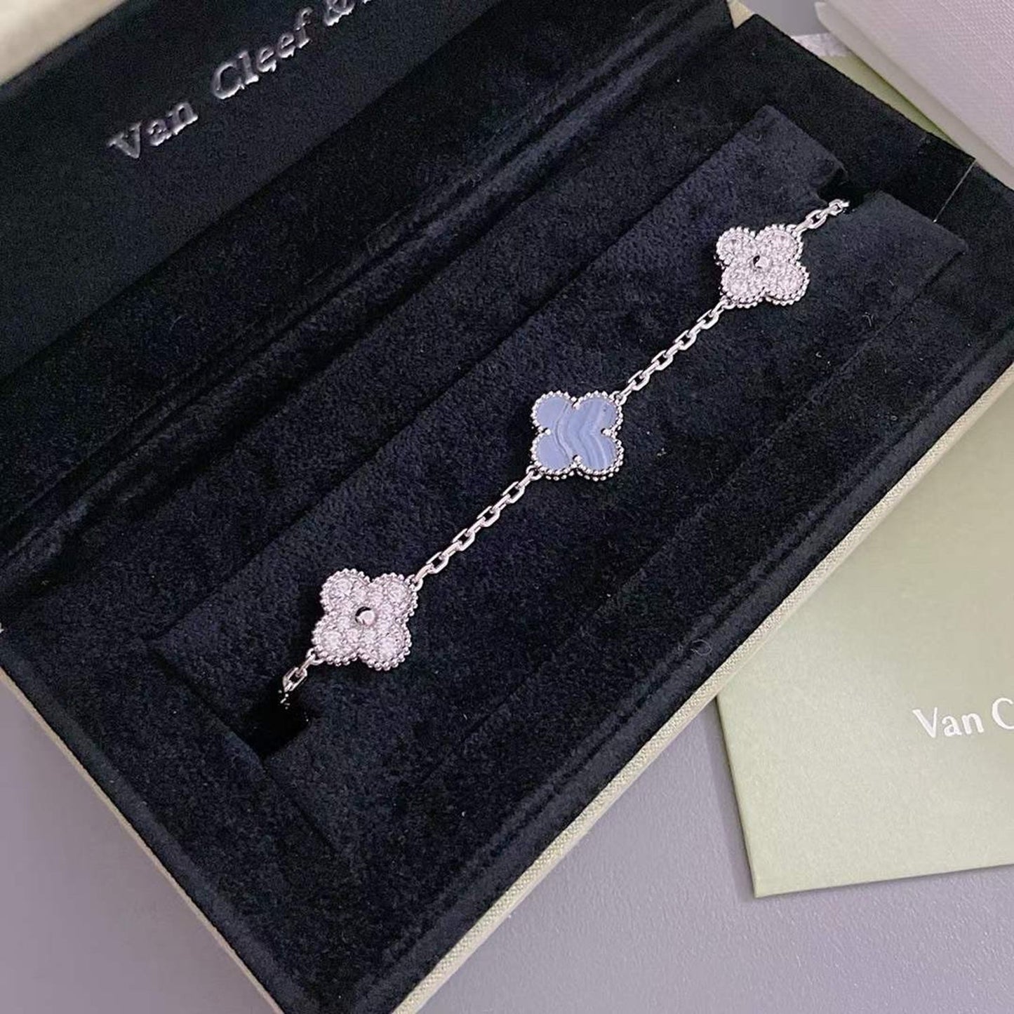 [Charm Aries Jewelry]CLOVER  5 MOTIF DIAMOND PURPLE CHALCEDONY BRACELET SILVER