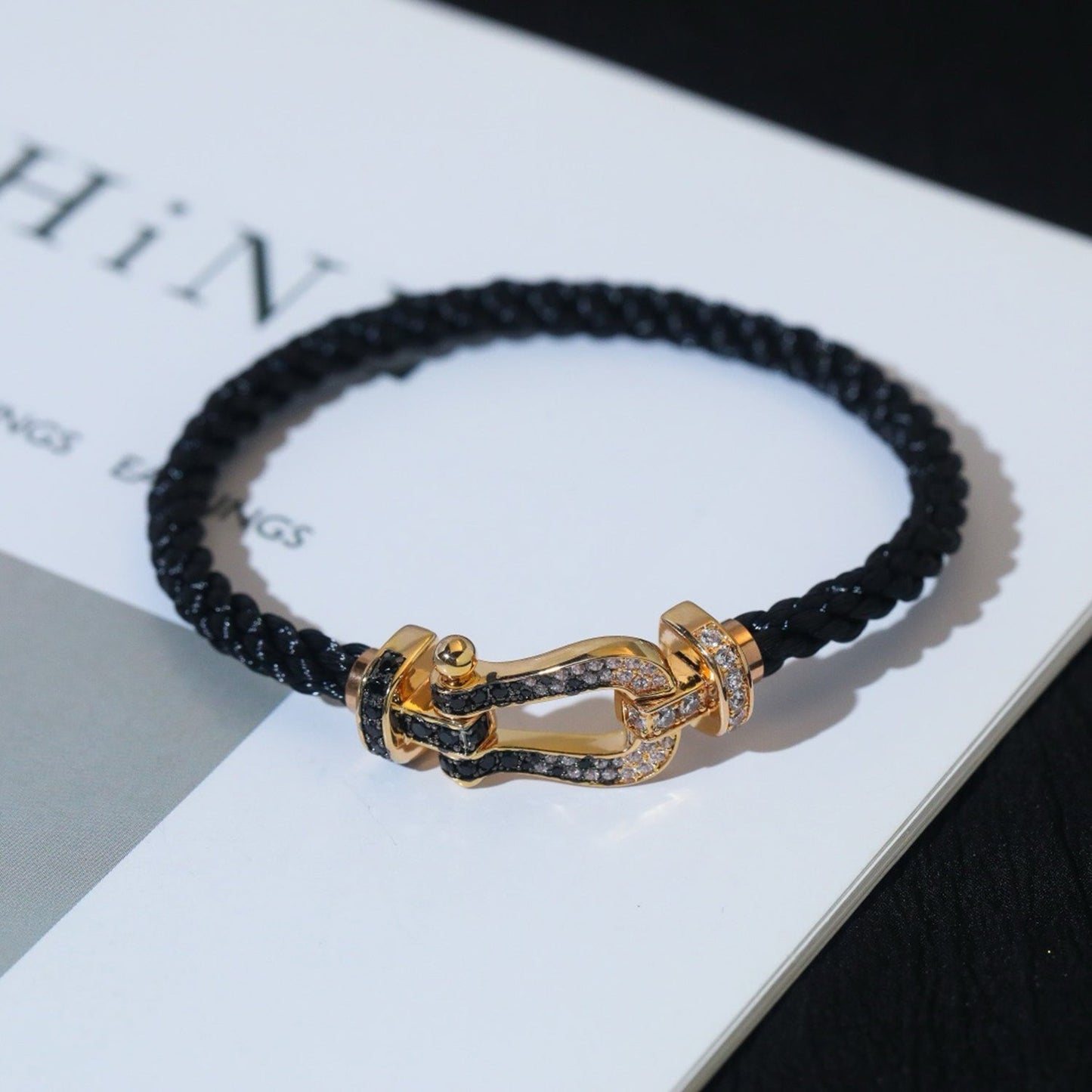 [Charm Aries Jewelry]FORCE LARGE HORSESHOE BLACK WHITE DIAMOND BRACELET ROSE GOLD