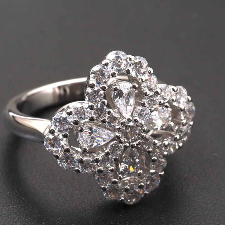 [Charm Aries Jewelry]LOOP RING FULL MOTIF DIAMOND 16MM SILVE