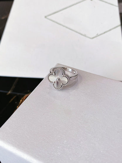 [Charm Aries Jewelry]CLOVER SILVER RING
