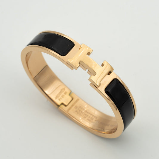 [Charm Aries Jewelry]H BLACK BRACELET
