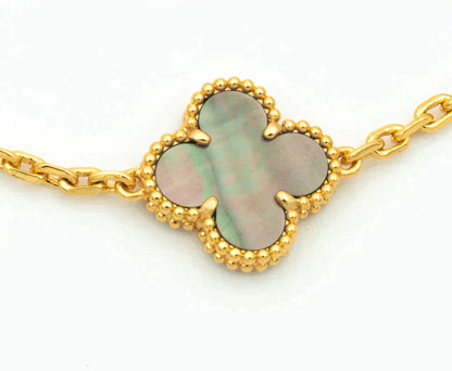 [Charm Aries Jewelry]CLOVER 5 MOTIF GRAY MOP DIAMOND BRACELET