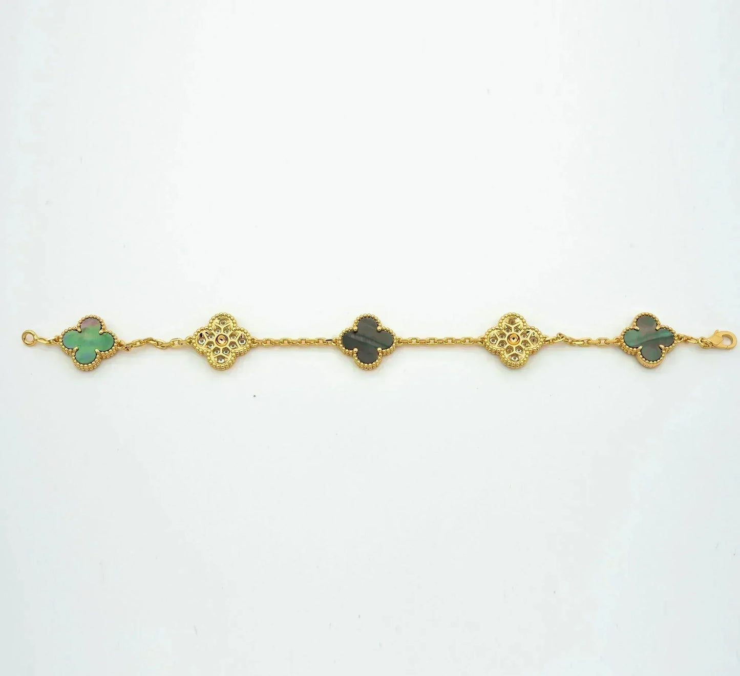 [Charm Aries Jewelry]CLOVER 5 MOTIF GRAY MOP DIAMOND BRACELET