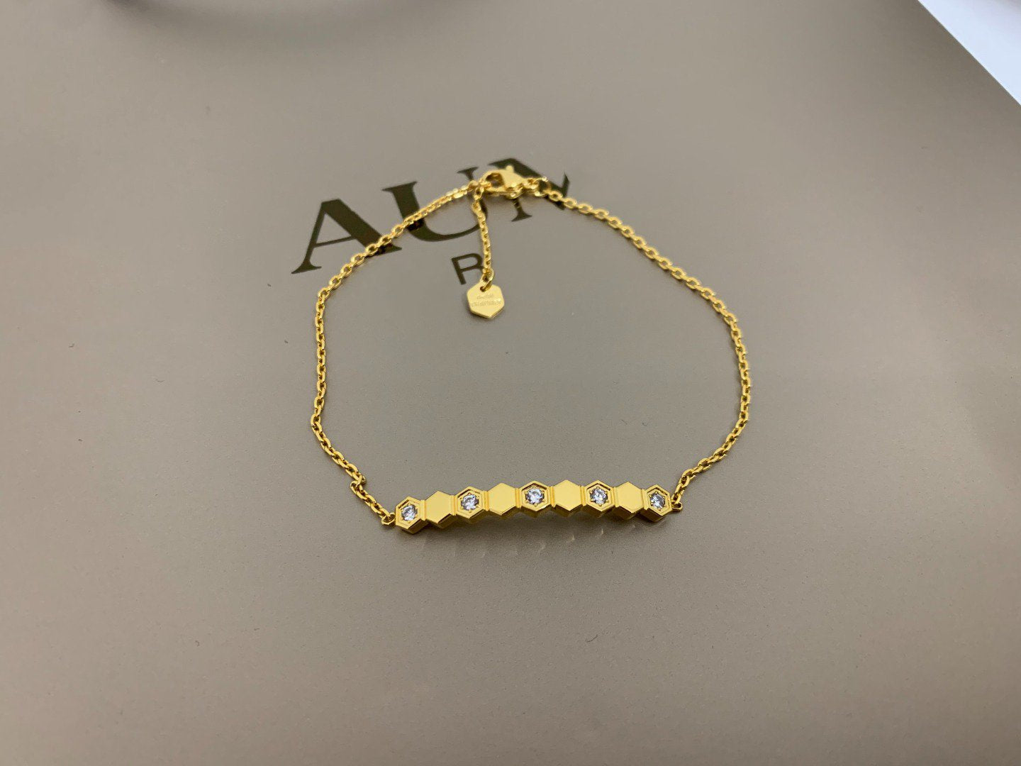 [Charm Aries Jewelry]BEE LOVE BRACELET DIAMOND