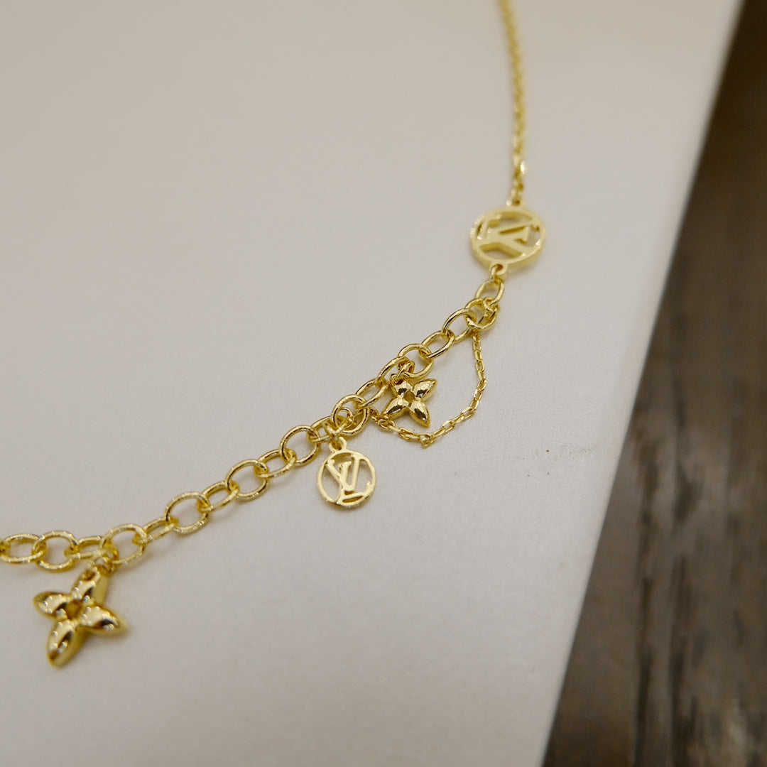 [Charm Aries Jewelry]BLOOMING SUPPLE NECKLACE BRASS