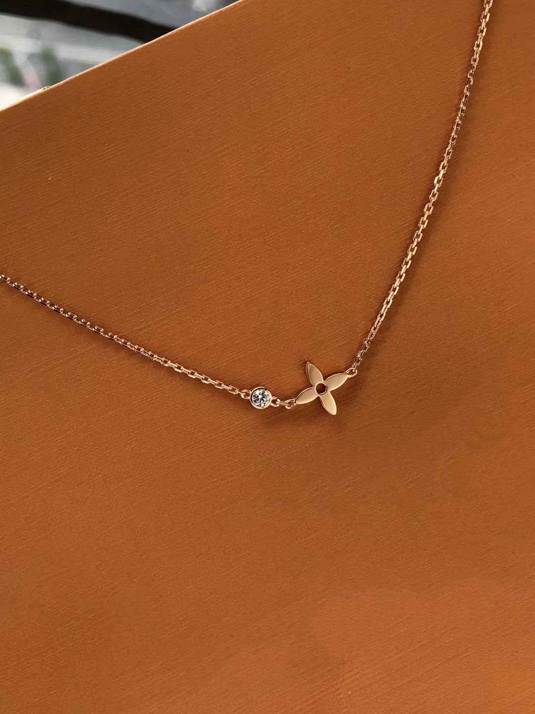 [Charm Aries Jewelry]BLOSSOM PENDANT PINK GOLD AND DIAMOND