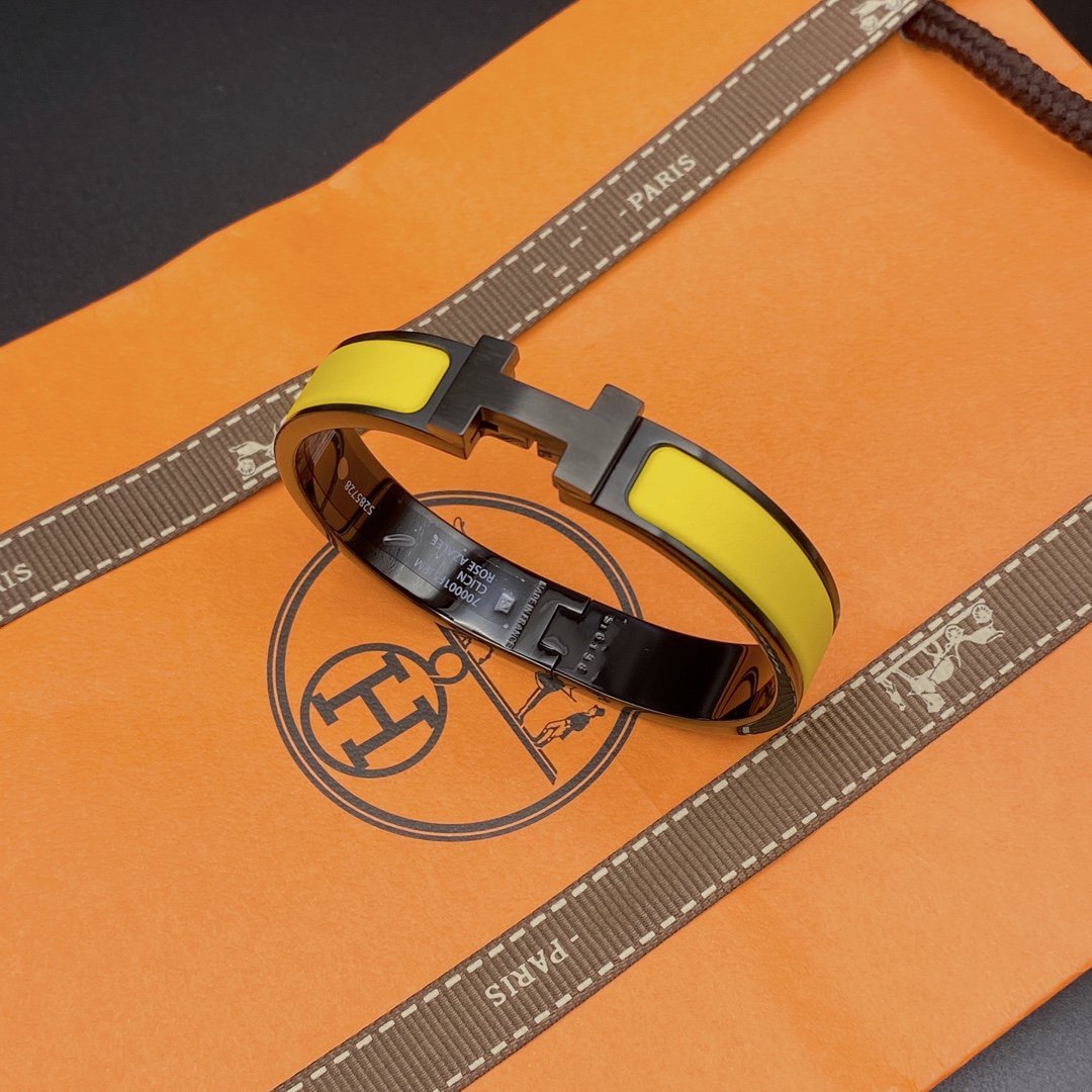 [Charm Aries Jewelry]CLIC HM SO BLACK YELLOW BRACELET