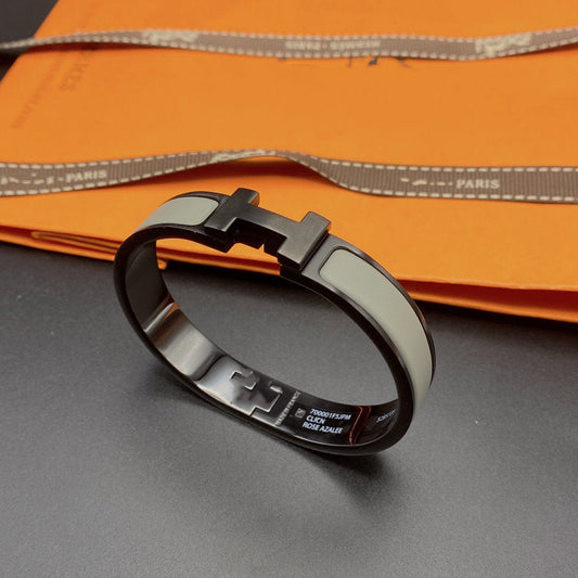 [Charm Aries Jewelry]CLIC HM SO BLACK GREY BRACELET