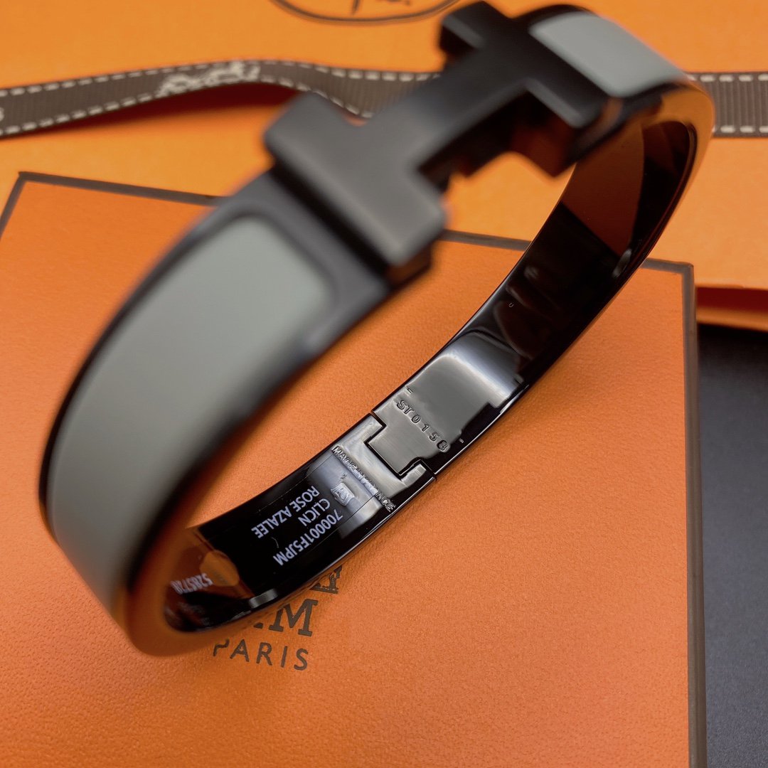 [Charm Aries Jewelry]CLIC HM SO BLACK GREY BRACELET