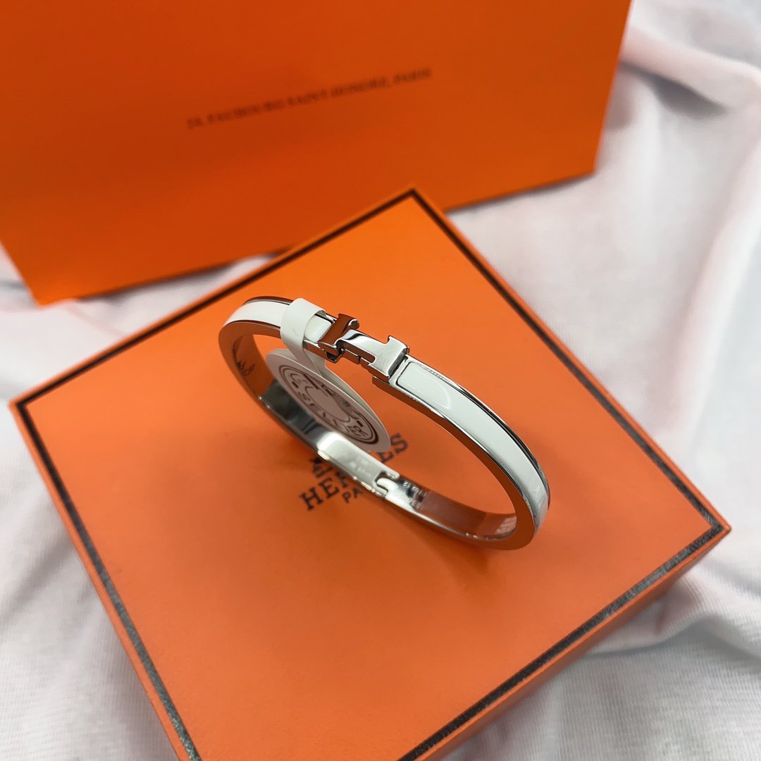 [Charm Aries Jewelry]CLASSIC HM CLIC WHITE 8MM ENAMEL BRACELET