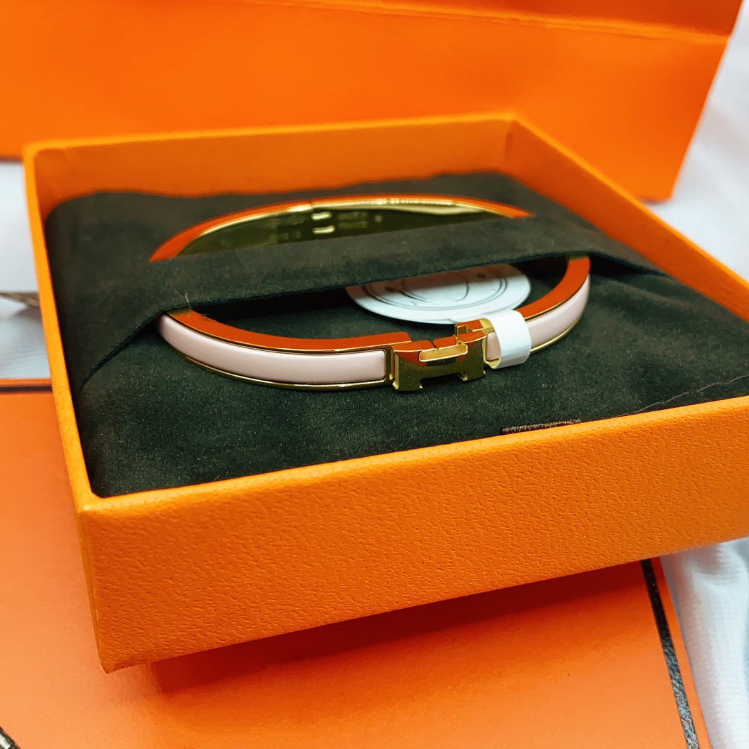 [Charm Aries Jewelry]CLASSIC HM CLIC  PINK 8MM ENAMEL BRACELET
