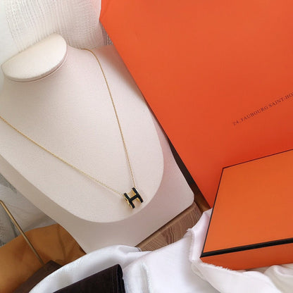 [Charm Aries Jewelry]HM CLIC BLACK ENAMEL GOLD NECKLACE