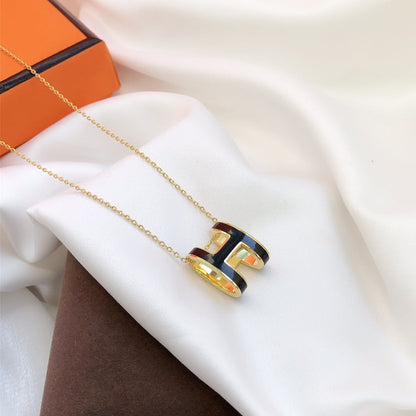 [Charm Aries Jewelry]HM CLIC BLACK ENAMEL GOLD NECKLACE
