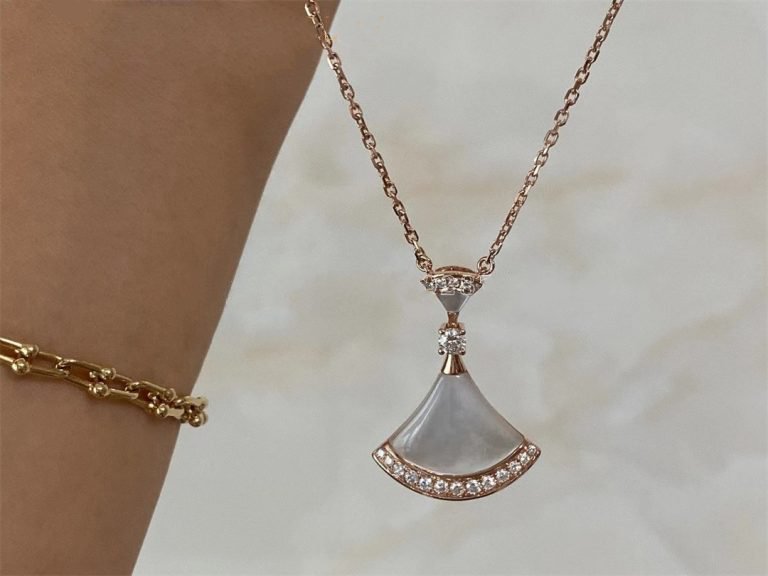 [Charm Aries Jewelry]DREAM NECKLACE MOP PINK GOLD DIAMOND