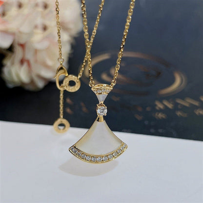 [Charm Aries Jewelry]DREAM NECKLACE MOP GOLD DIAMOND