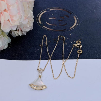 [Charm Aries Jewelry]DREAM NECKLACE MOP GOLD DIAMOND