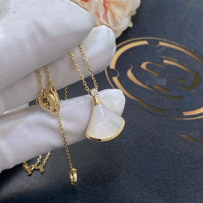 [Charm Aries Jewelry]DREAM NECKLACE WHITE MOP GOLD 1 DIAMOND