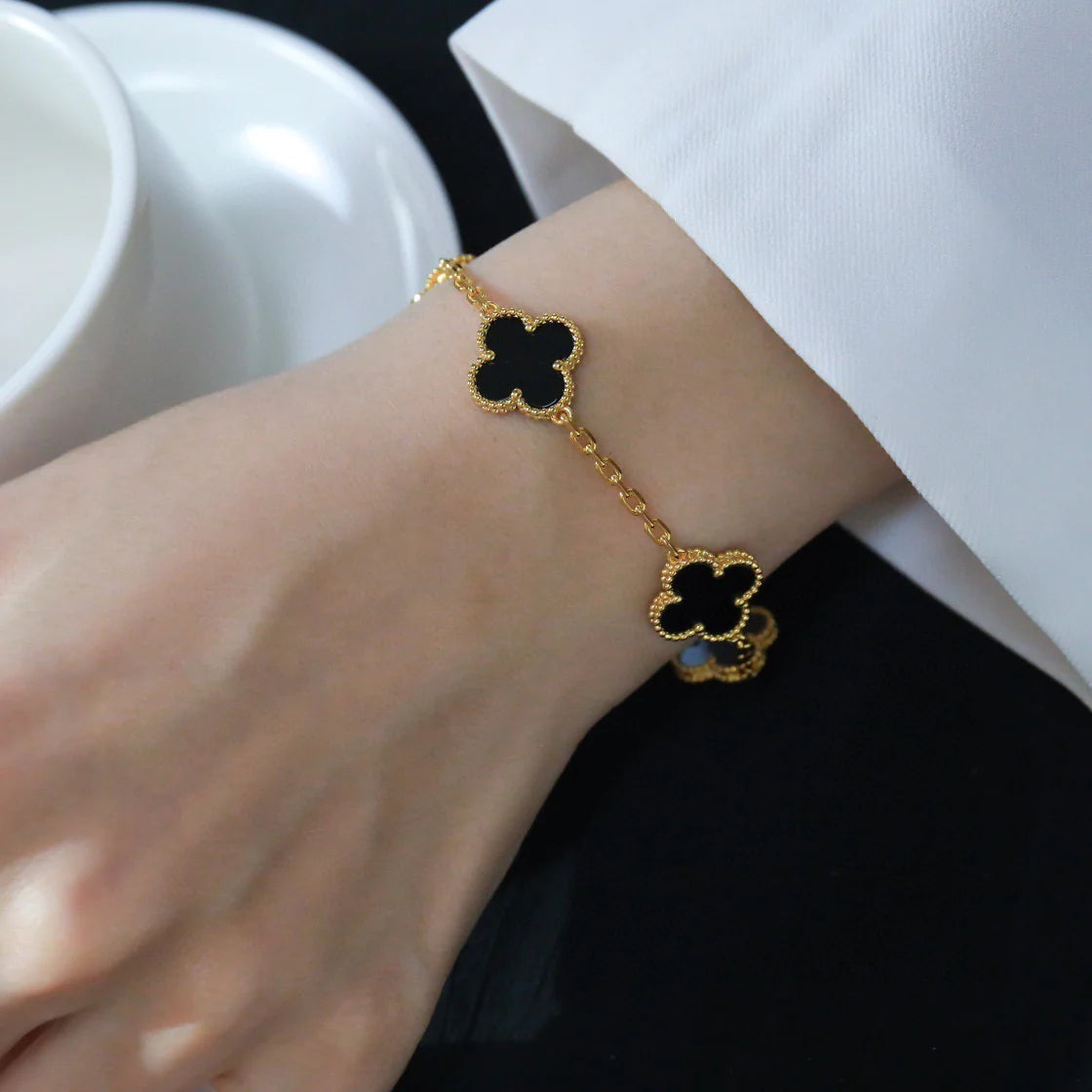 [Charm Aries Jewelry]CLOVER  5 MOTIFS BLACK ONYX BRACELET