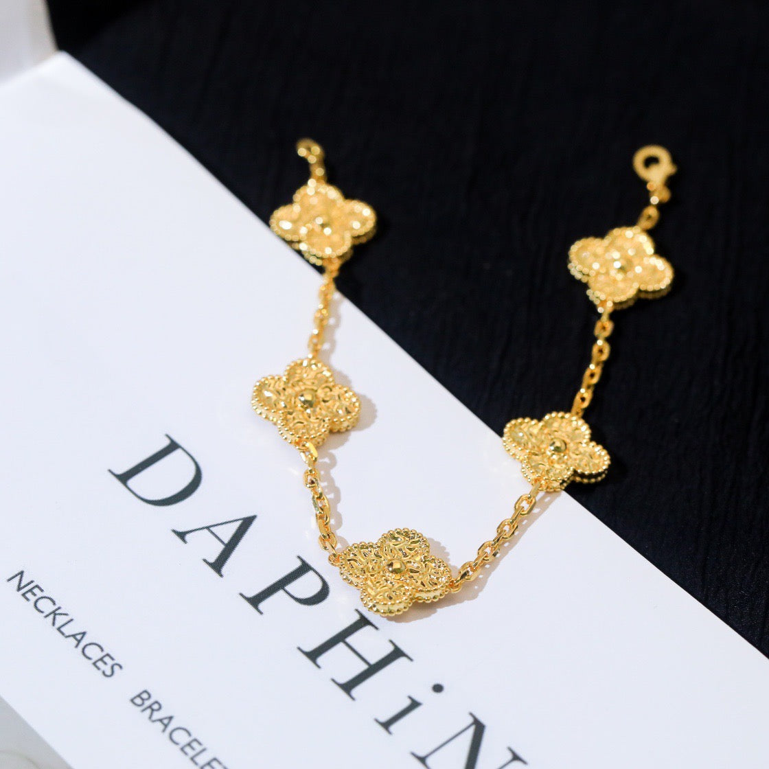 [Charm Aries Jewelry]CLOVER 5 MOTIFS BRONZING BRACELET