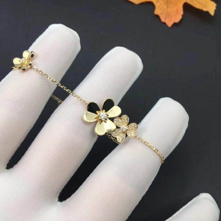[Charm Aries Jewelry]FRIVOLE GOLD 5 FLOWERS BRACELET