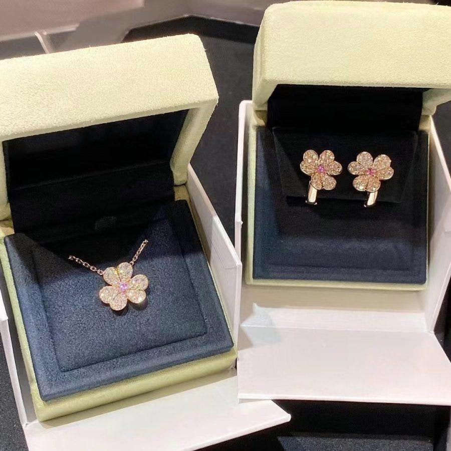 [Charm Aries Jewelry]FRIVOLE ROSE GOLD FLOWER DIAMOND NECKLACE