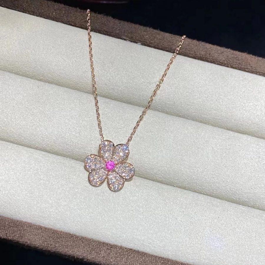 [Charm Aries Jewelry]FRIVOLE ROSE GOLD FLOWER DIAMOND NECKLACE