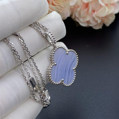 [Charm Aries Jewelry]CLOVER SILVER CHALCEDONY BIG CLOVER NECKLACE
