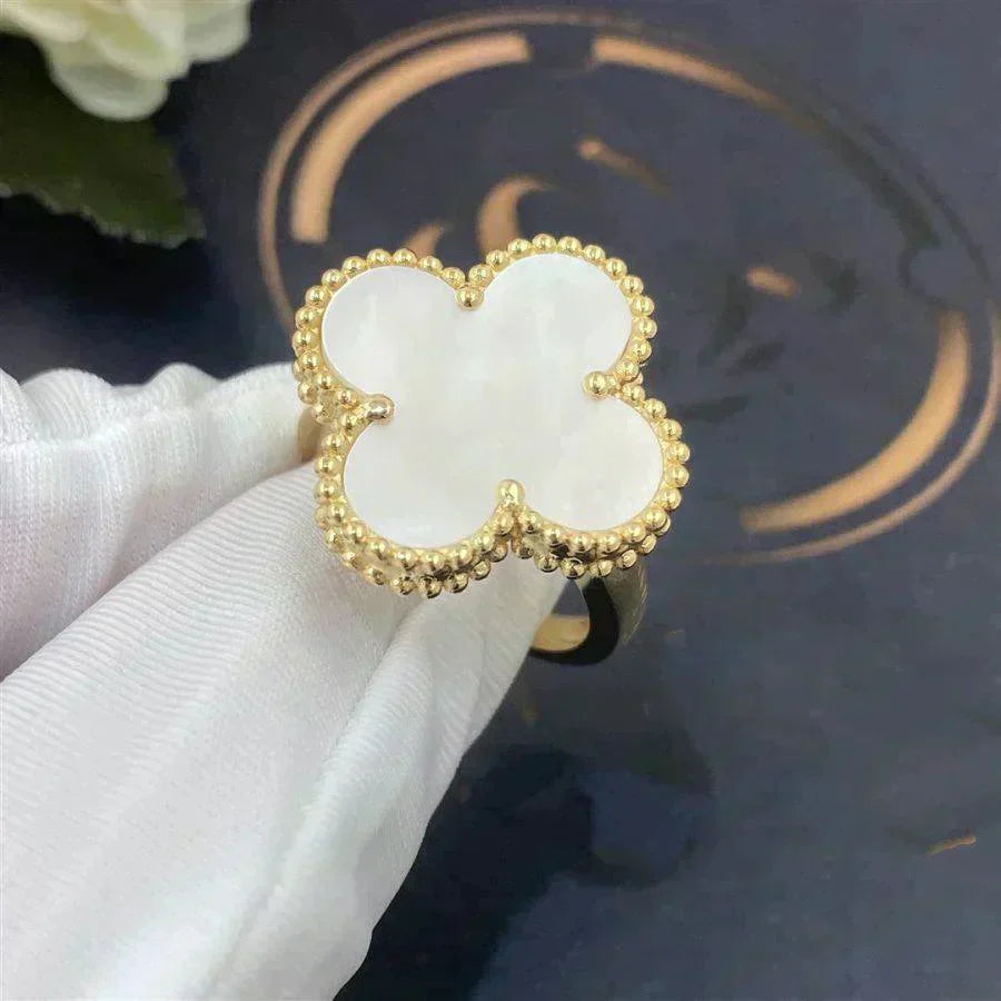 [Charm Aries Jewelry]CLOVER WHITE MOP RING
