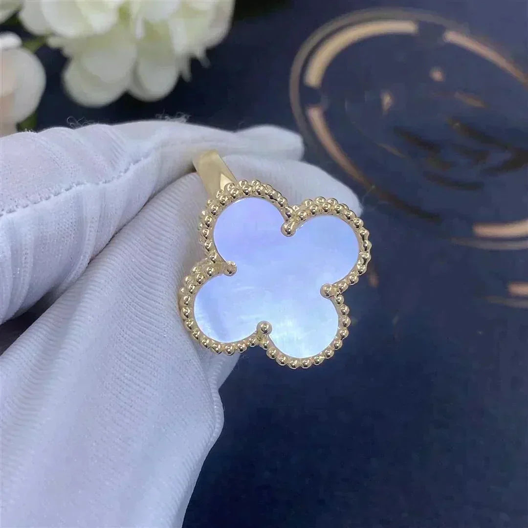 [Charm Aries Jewelry]CLOVER WHITE MOP RING