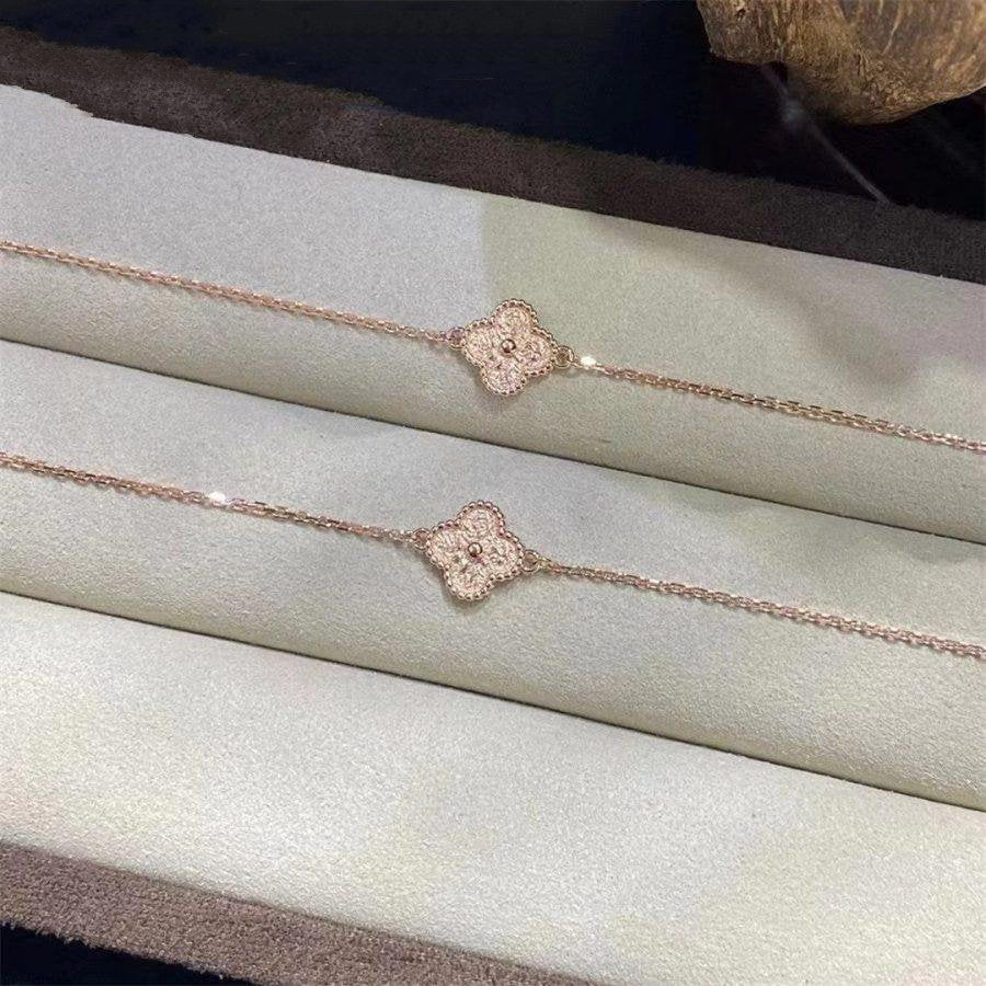 [Charm Aries Jewelry]CLOVER SINGLE FLOWER BRACELET