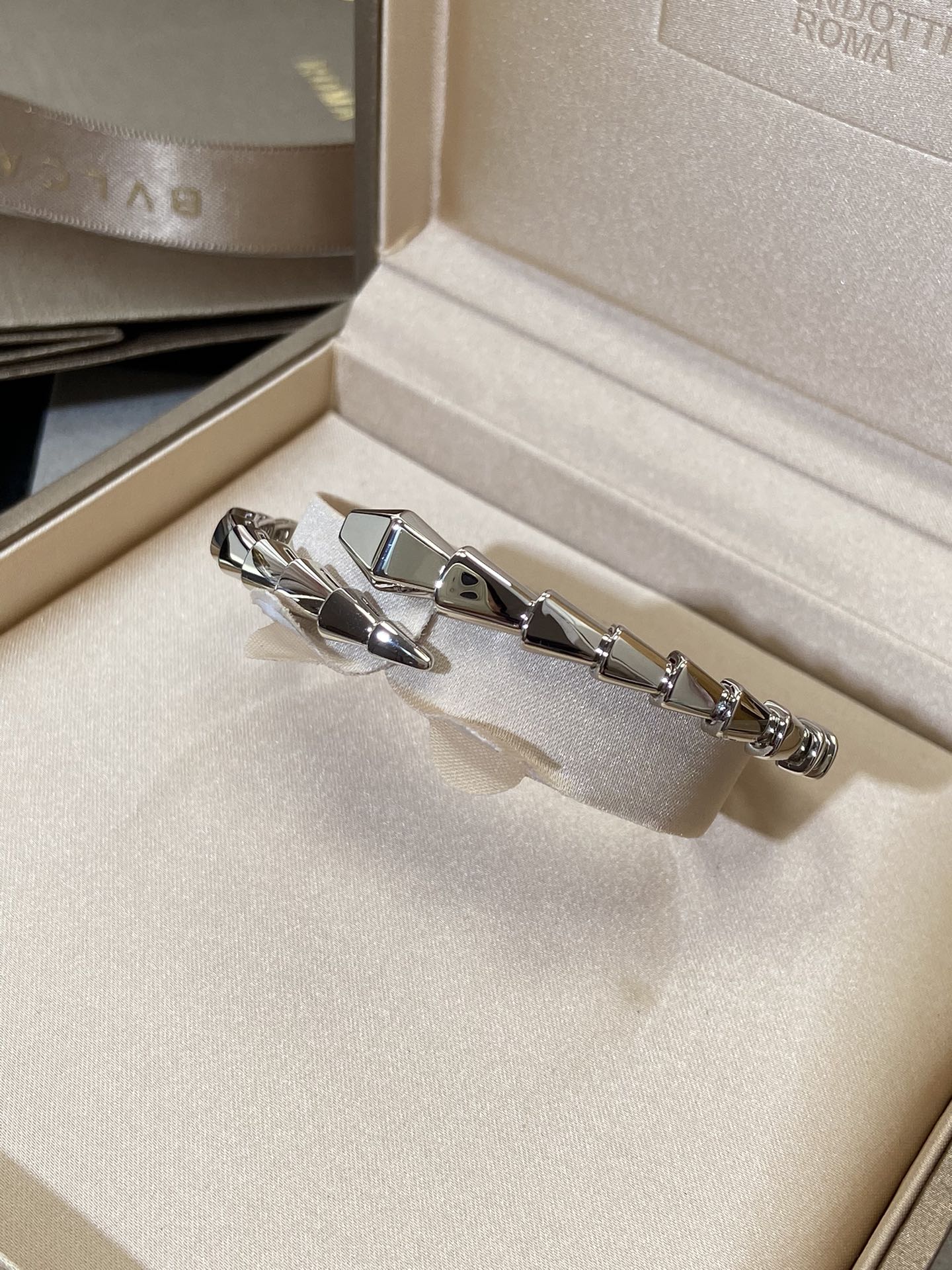 [Charm Aries Jewelry]SERPENTI VIPER SILVER BRACELET