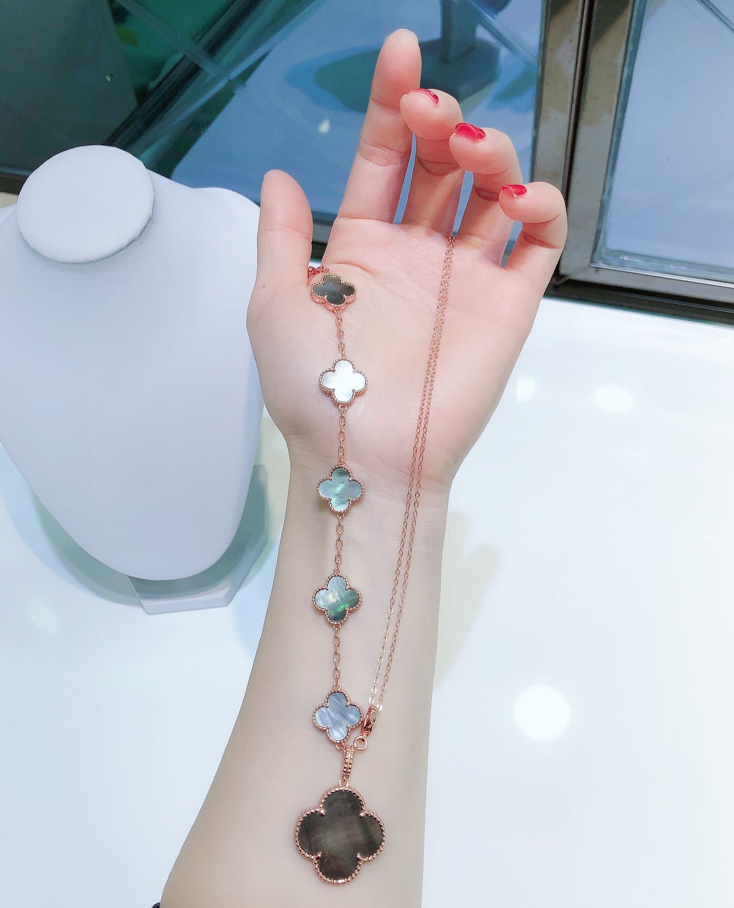 [Charm Aries Jewelry]COMBINED BRACELET 5 MOTIFS AND NECKLACE DARK MOP ROSE GOLD